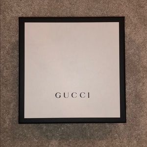 Gucci box
